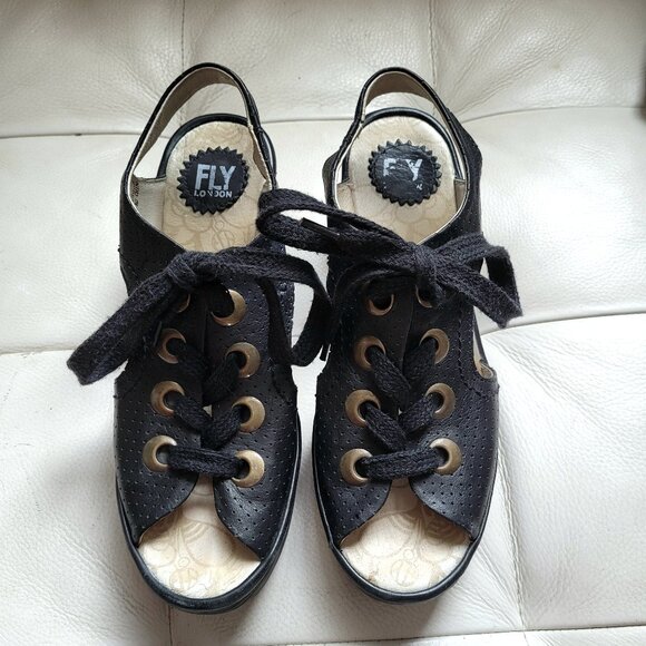 Fly London shoes - Picture 3 of 3